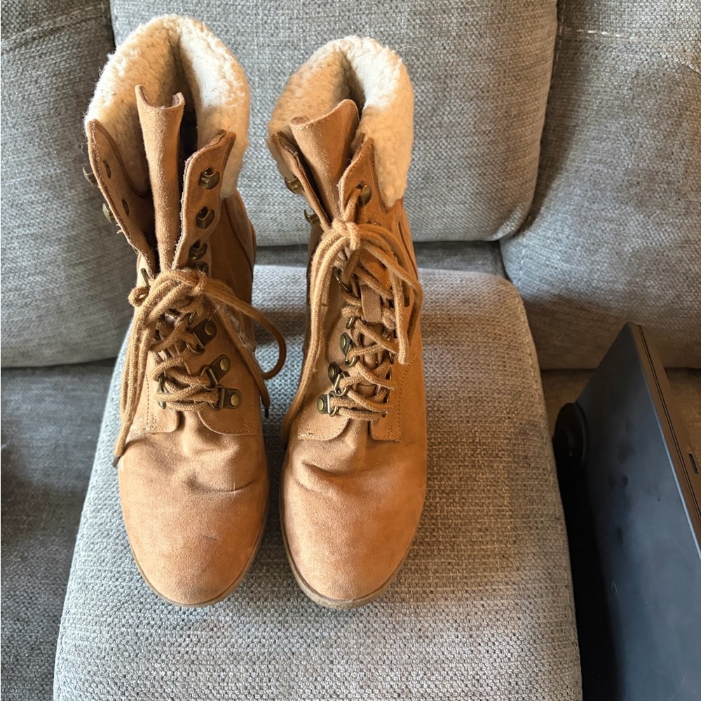 Tan Women's Boots - Brash size 8